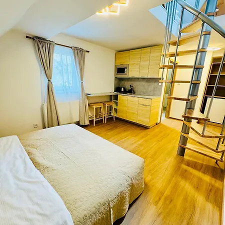 Ella Apartmán